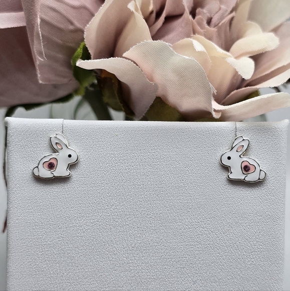 ❤️ RABBIT STERLING SILVER STUD EARRINGS - Picture 4 of 4